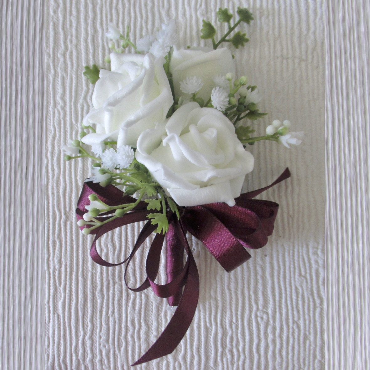 wine and white corsage, mother of the bride wine corsage